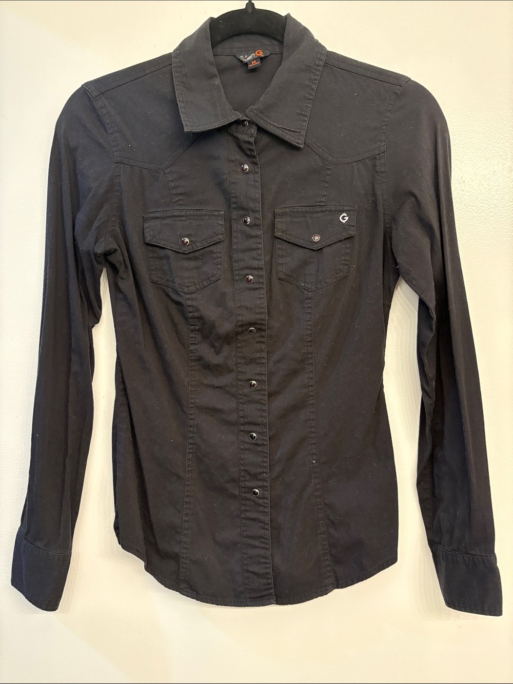 Black Western-Style Button-Up Shirt with Pocket Flap Detail Vintage! Y2K Office